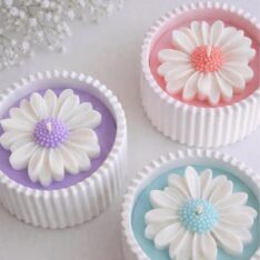 Daisy Candles